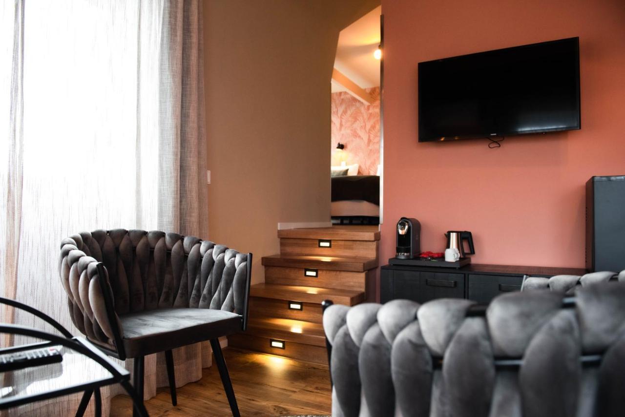 Hotel Het Wapen Van Drenthe 로뎅 외부 사진