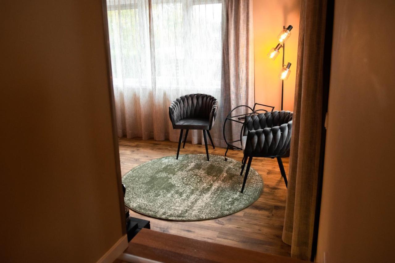 Hotel Het Wapen Van Drenthe 로뎅 외부 사진