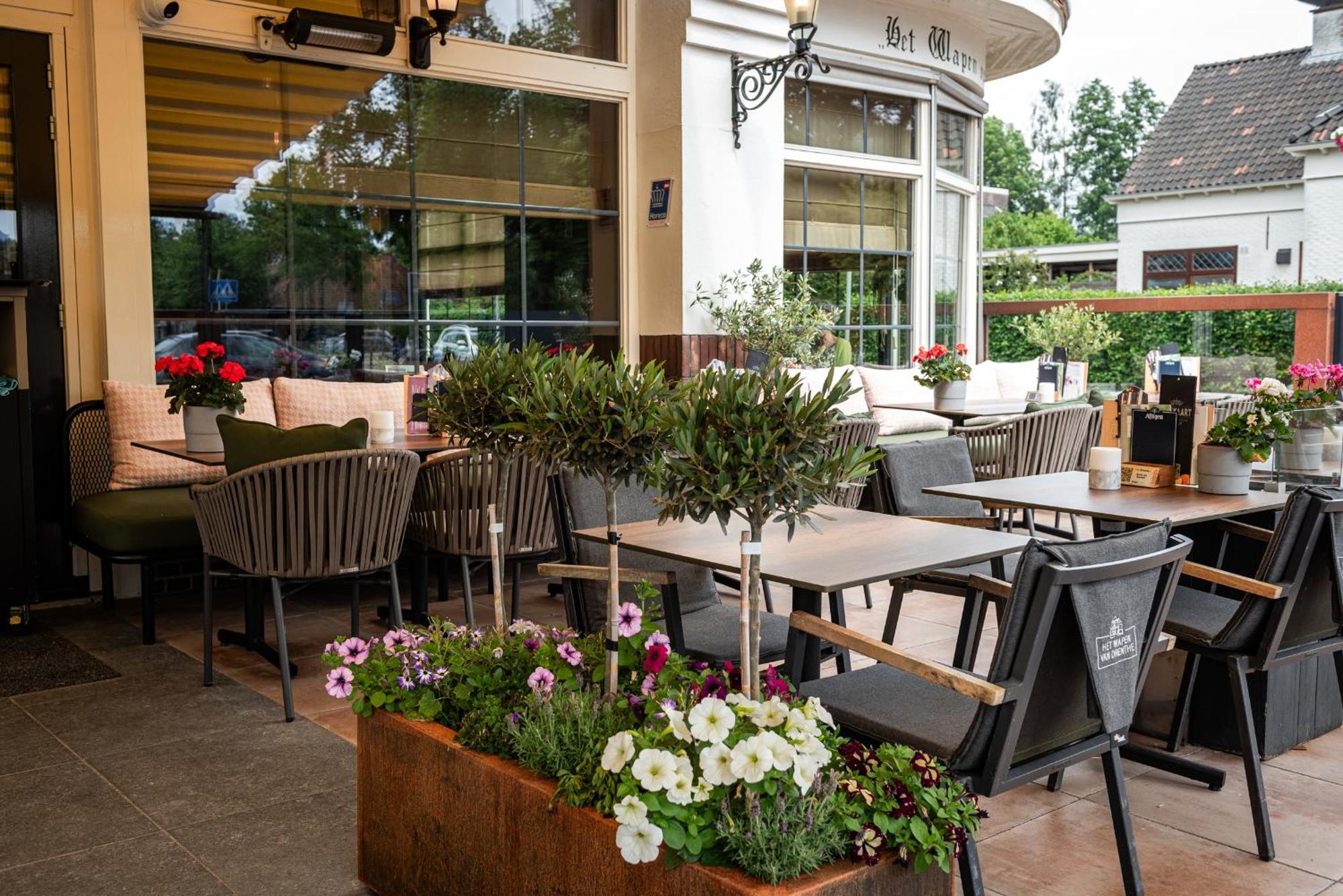 Hotel Het Wapen Van Drenthe 로뎅 외부 사진